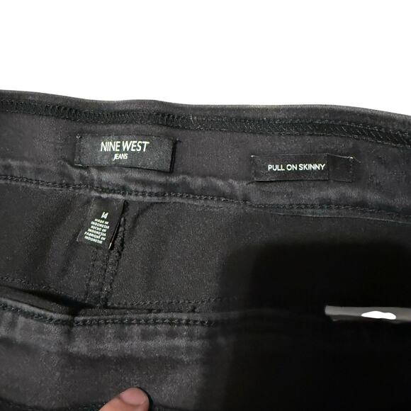 Nine West Black Pull On Women Size 14 Pants Trousers Skinny Ankle Leg - Picture 3 of 4